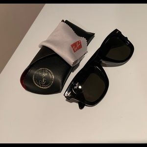 Ray-Ban Sunglasses